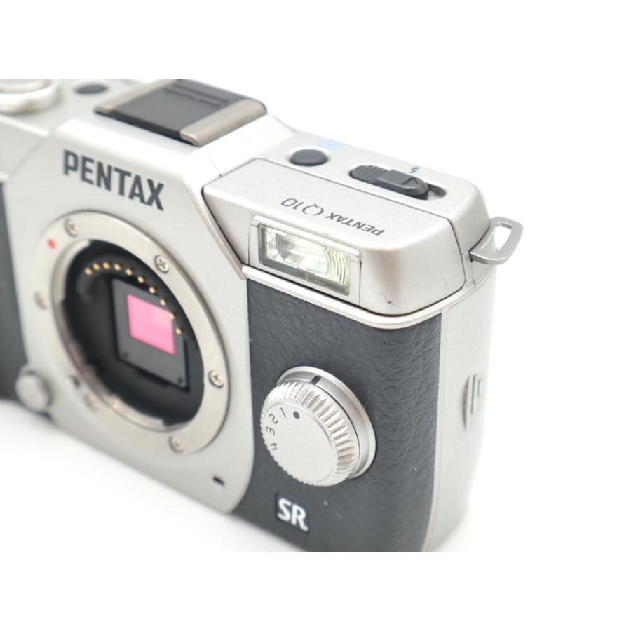 ペンタックス PENTAX ミラーレス一眼 Q10 ボディ シルバー |  | 07