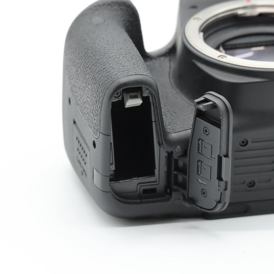 Canon EOS 9000D ボディ |  | 09