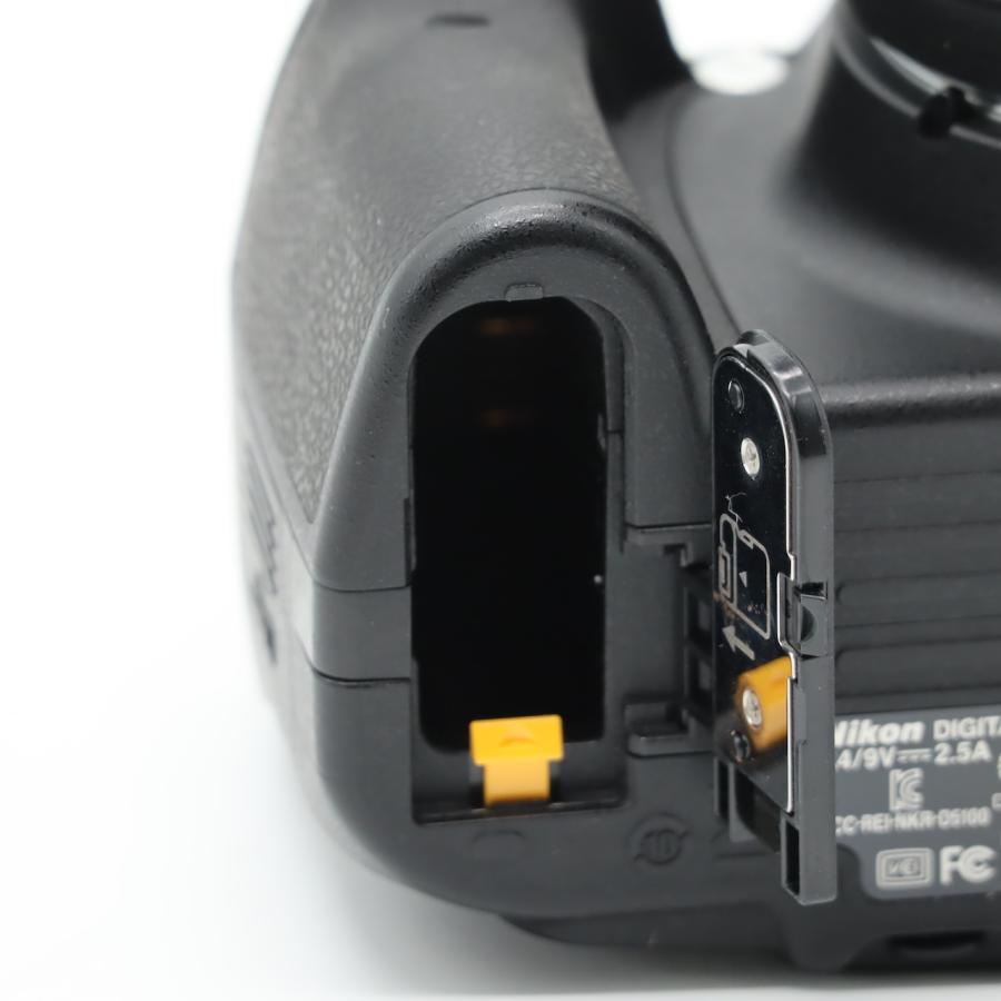 ニコン Nikon デジタル一眼レフカメラ D5100 18-55VR レンズキット |  | 09