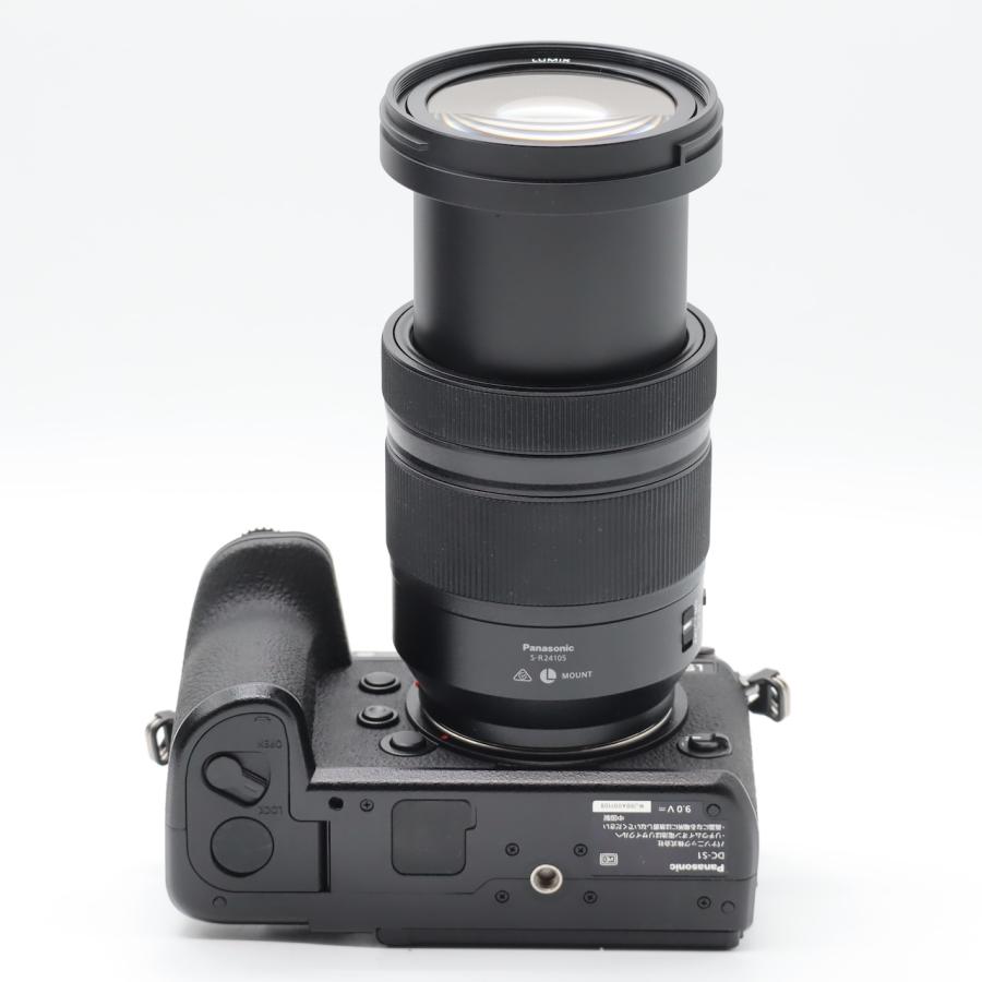 パナソニック Panasonic フルサイズ ミラーレス一眼カメラ ルミックス S1M 標準ズームレンズキット  ブラック DC-S1M-K |  | 03