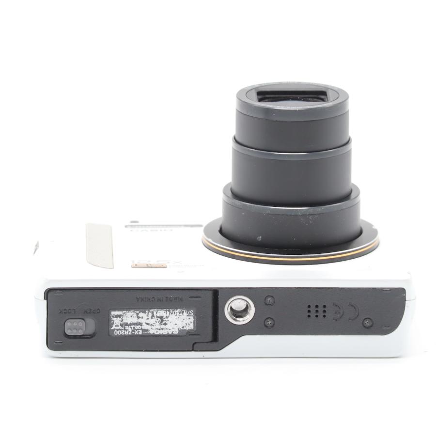 カシオ CASIO デジタルカメラ EXILIM 1610万画素 光学ズーム12.5倍 EX-ZR200WE |  | 03