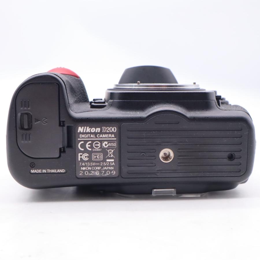 ニコン Nikon デジタル一眼レフカメラ D200 ボディ本体 |  | 03