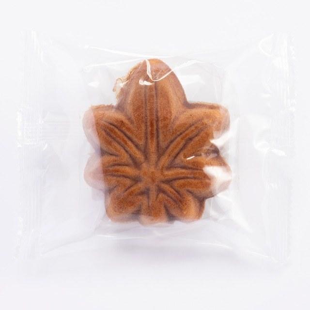 [三矢の和菓子]　もみじ焼き　16ｇ　犬用 | 