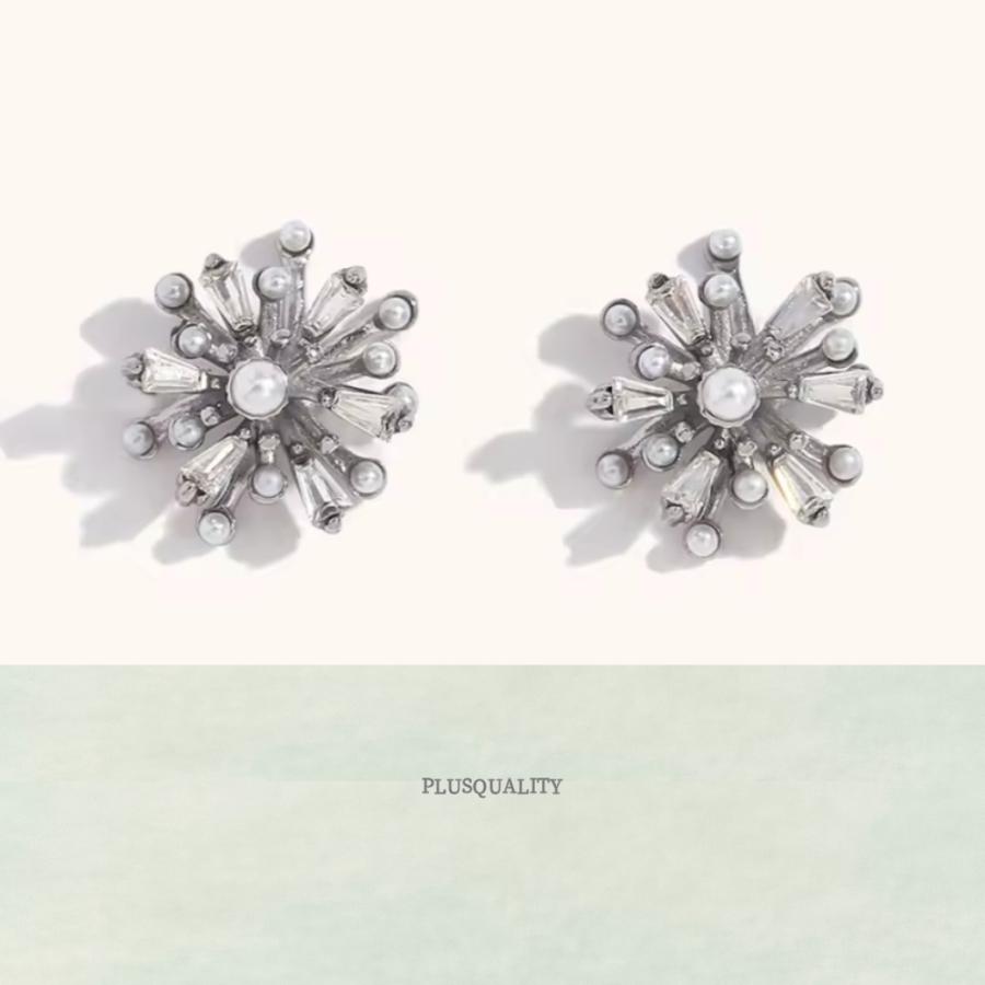 金属アレルギー対応 ピアス サージカルステンレス 華やか 大ぶり 高見え パーティ 結婚式 お呼ばれ 上品 花 18金 K18 誕生日 冬 春 | ブランド登録なし | 01