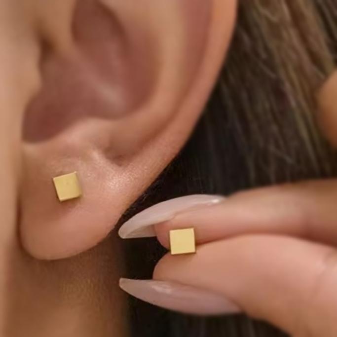 ピアス つけっぱなし ステンレス レディース アレルギー対応  セカンドピアス 金属アレルギー 両耳用 ミニビアス | ブランド登録なし | 09