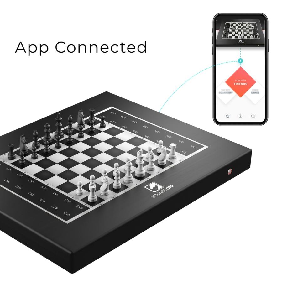 自動で駒が動く クラシックな見た目でハイテク機能を備えた魔法のようなチェス盤 Square Off Omochakka