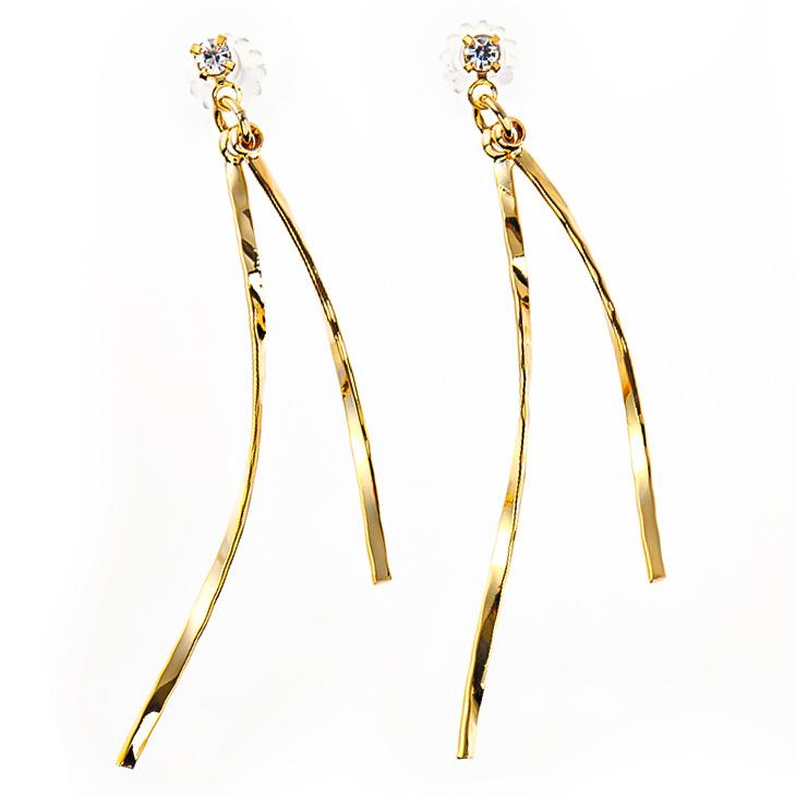 ピアス アレルギー対応 セカンドピアス 大きめ チタン ポスト 揺れる ロング ロングピアス スタッド 両耳 18k k18 プレゼント ギフト 女性 | ジュエリースタジオ プラスター | 01