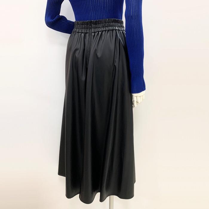 インテレクション（INTELLECTION） フェイクレザーフレアスカート 068