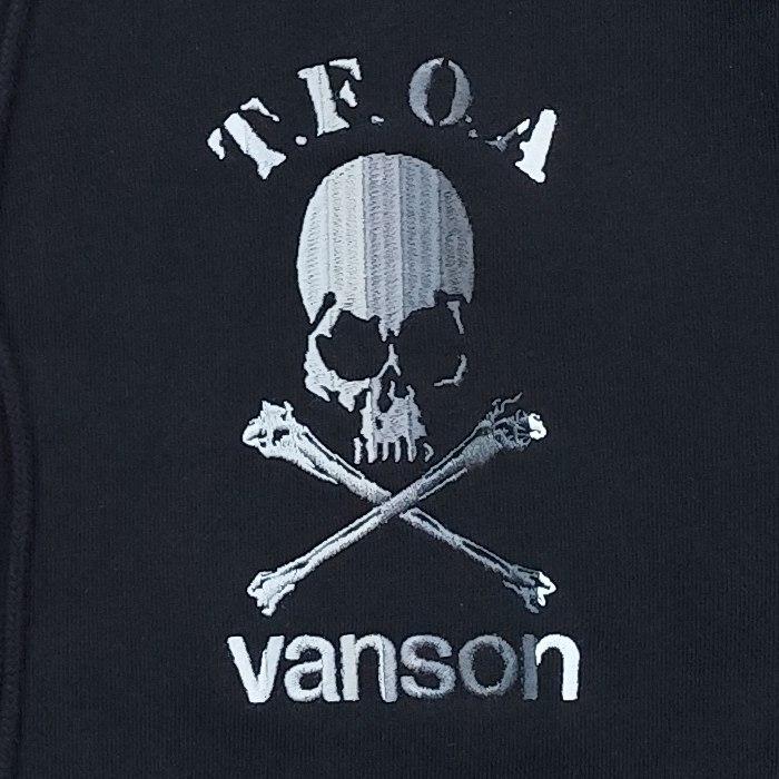 【稀少】 Vanson ジップ パーカー ドクロ 刺繍 レザー ブラック 美品 VANSON（バンソン） ジップパーカー 刺繍に拘った人気のドクロパーカー