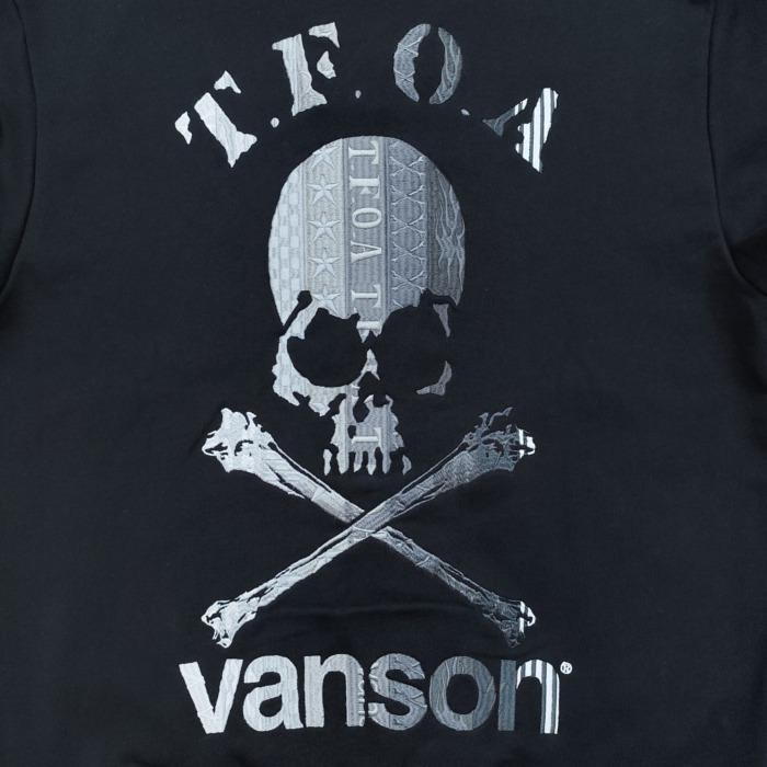 VANSON（バンソン） ジップパーカー 刺繍に拘った人気のドクロパーカー