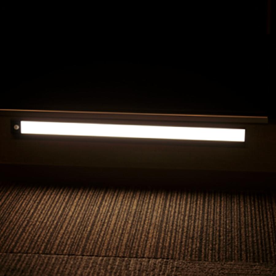 人感センサーライト 60cm LED 感知式 自動 室内 玄関 照明 廊下 充電式 ライト フットライト 小型 防犯 防災 靴箱 トイレ おしゃれ プレゼント |  | 07