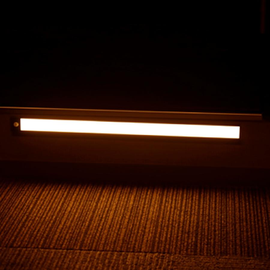人感センサーライト 60cm LED 感知式 自動 室内 玄関 照明 廊下 充電式 ライト フットライト 小型 防犯 防災 靴箱 トイレ おしゃれ プレゼント |  | 08