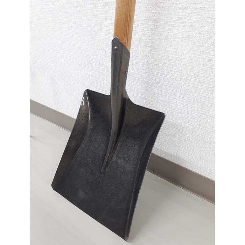 SHINSEI 角スコップ 木柄 鉄製 大 角形スコップ 角形ショベル 角スコ