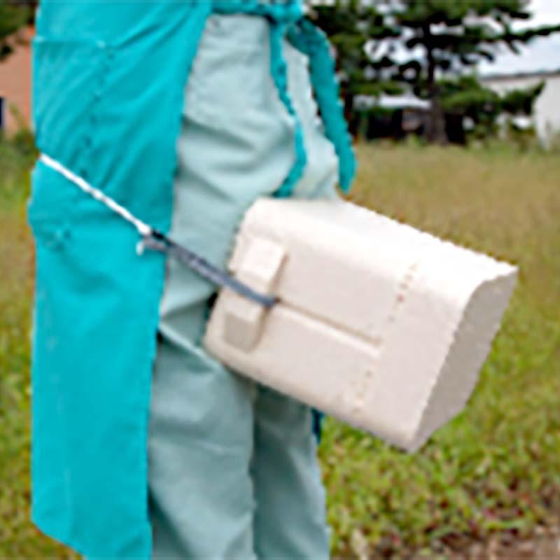 らくだろー 発泡スチロール製 作業イス らくだろう 楽だろー 楽だろう ラクダロウ ラクダロー 東3 中G HZ |  | 02