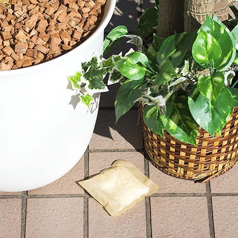 犬・猫・獣 いやがる置くタイプ 1箱 6個入 日本製 犬 猫 獣 臭覚 刺激 天然成分 安心 安全 児玉 花壇 家の回り 福KD |  | 06