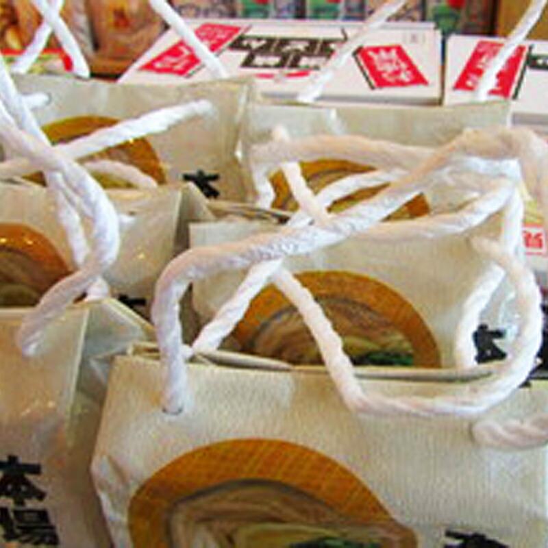 5巻 国産 荷造紐 黒 SKパワーロープ 5mm×300m 溶着品 No.5 荷物 の 荷造り 梱包 紐 ロープ 信越工業 代引不可 |  | 02