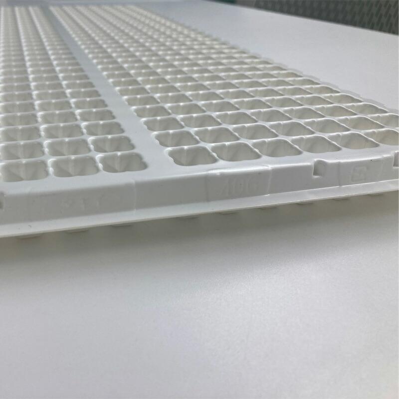 センターリブ入り タキイ 根巻防止 ワンウェイ セルトレイ 白 406穴 14×29列 100枚入り 280×545mm プラグトレイ タS 代引不可 |  | 01
