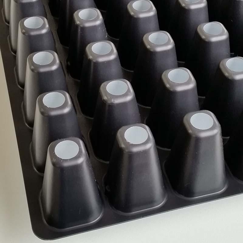 100枚入 プラグトレイ 白黒 128穴 8×16列 30×59cm 128(W) プラグトレー セルトレイ 自動播種機械用 日A 代引不可 |  | 02