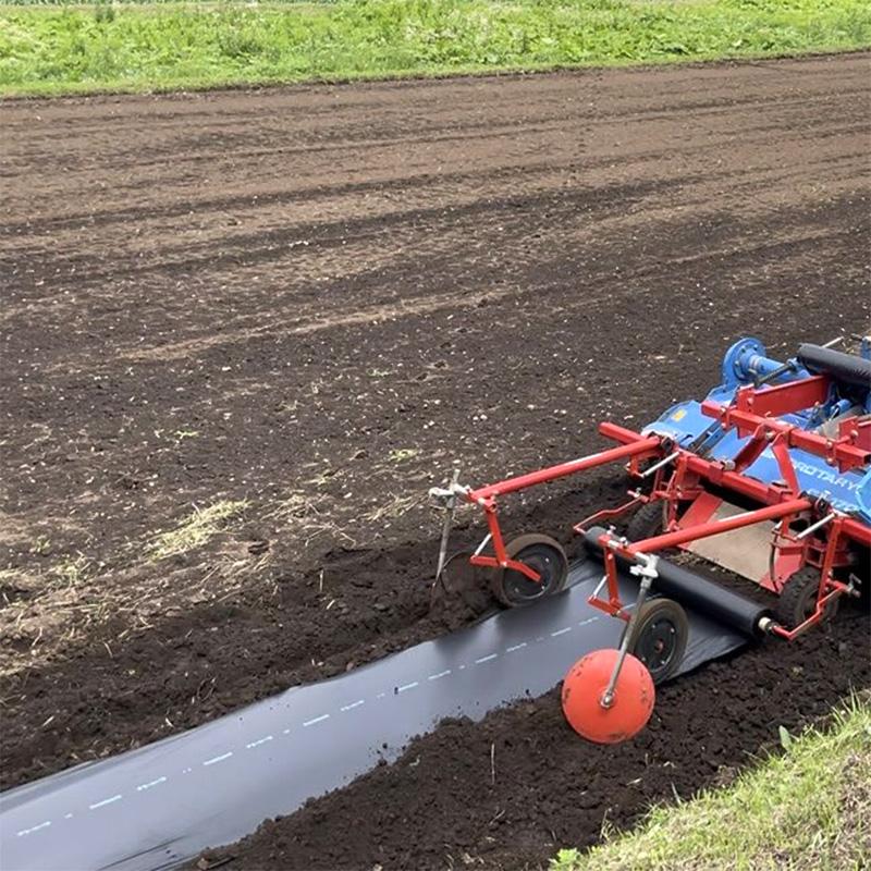 生分解性マルチフィルム ナトゥーラ 黒 無孔 0.018mm×135cm×200m 生分解 マルチ 岩谷マテリアル イワタニ DZ |  | 01