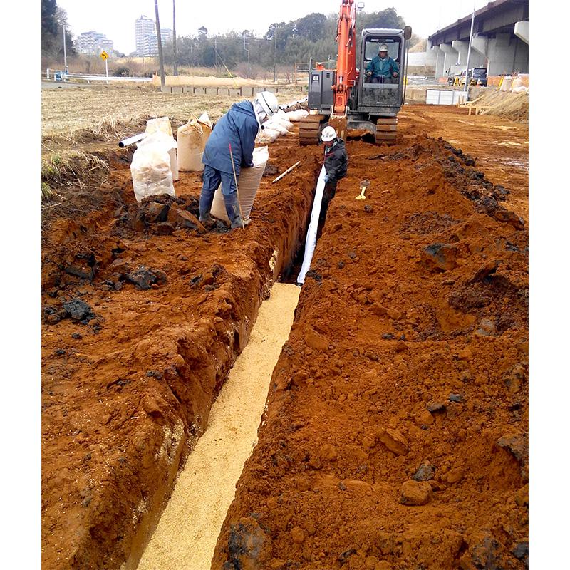 透水シート巻 暗渠パイプ 直径50mm 100m 有孔 キャップ付 ソケット付 PE暗渠排水管 穴あき二重壁 水はけ 水たまり解消 T産 代引不可 |  | 05