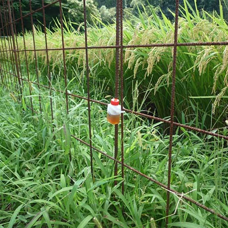 正規輸入品 ウルフピー 340g WolfPee 猿・鹿・イノシシ・熊対策 害獣対策 害獣撃退 害獣忌避剤 オオカミの尿 狼 米S 代引不可 |  | 01