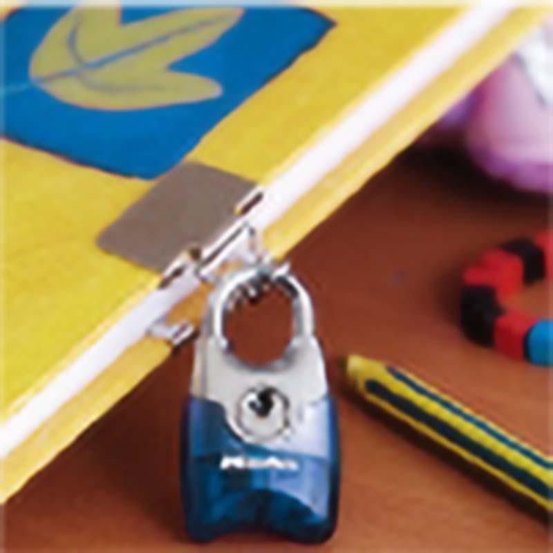4個セット マスターロック フュージョン シリンダー式南京錠 ブルー 4630JAQBLU シリンダー式 南京錠 防犯 Master Lock アMD |  | 01