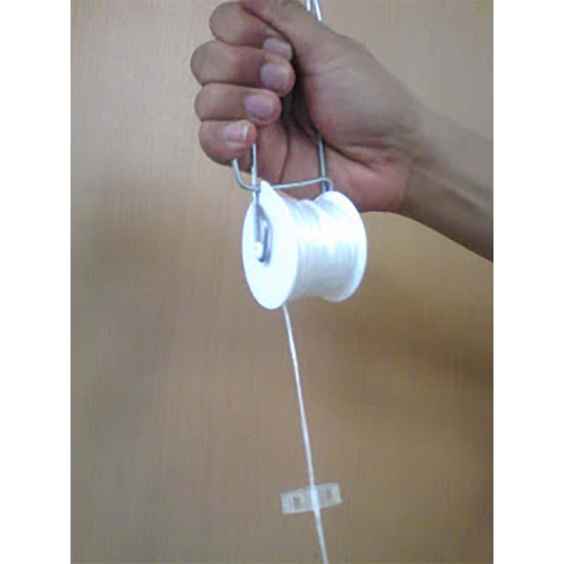 トマト誘引 ローラーフック 白 ひも付き 350個入 36m トマト 野菜 栽培 誘引 誘引具 誘引資材 誘引器具 畑 農業 農業資材 小泉製麻 個人宅配送不可 代引不可 |  | 02