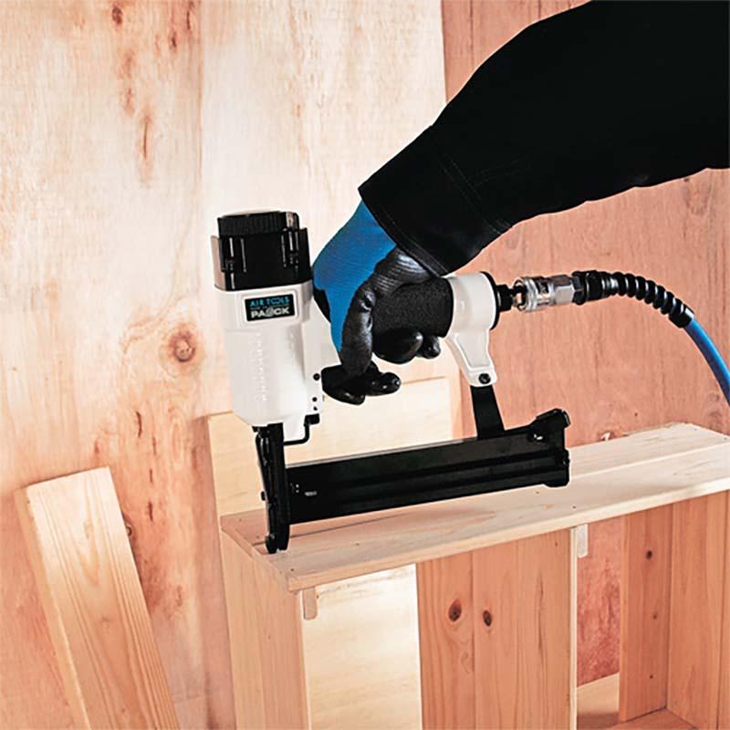 2in1 タッカ ＆ 仕上釘打ち機 AG-ATF-3204PA 釘打ち ステープル打ち に パオック H |  | 01