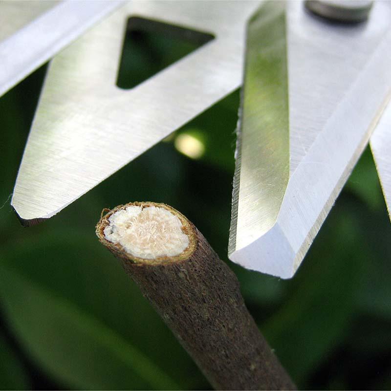 太丸バリカンS 充電式 10枚刃 本体のみ N-979 剪定 バリカン ニシガキ工業 三冨D |  | 01