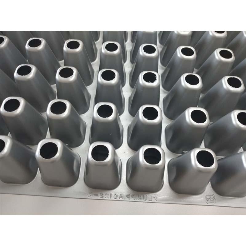 100枚 プラグトレー 銀 128穴 Z リブなし 300×589mm ポリプロピレン 国産 全農タイプ 育苗トレー アンドウケミカル サT 個人宅配送不可 代引不可 |  | 02