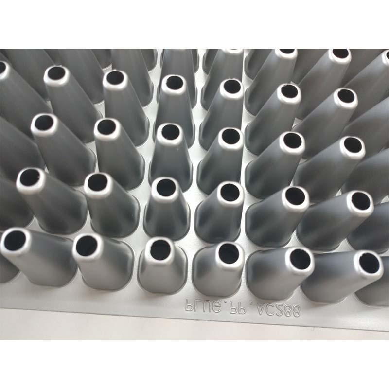 100枚 プラグトレー 銀 288穴 リブなし 300×589mm ポリプロピレン 国産 全農タイプ 育苗トレー トレイ アンドウケミカル サT 個人宅配送不可 代引不可 |  | 02