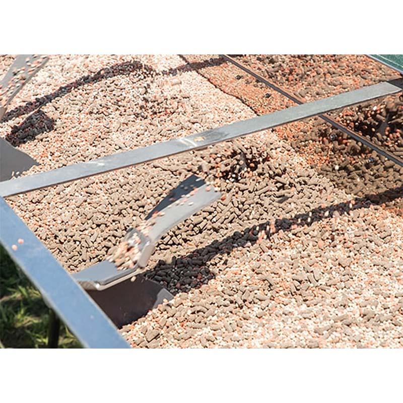 肥料散布機 ブレンド散布機 ブレンドソワー 270L BLD-270-0L 25808 肥料混合散布機 タイショー オK 個人宅配送不可 代引不可 |  | 07