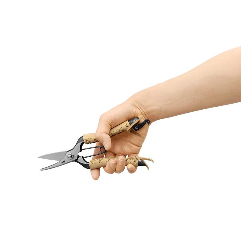 剪定ばさみ 剪定芽切鋏 7インチ 金止 本革巻 みきかじや村 TS131 万能鋏 はさみ 園芸 剪定 三冨D |  | 04