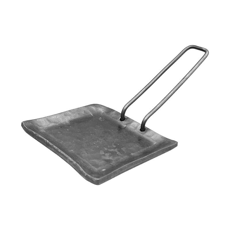 鉄板 ミリオ 鍛造ソロ鉄板 正方型 TS259 みきかじや村 調理器具 フライパン アウトドア BBQ キャンプ 三冨D | 