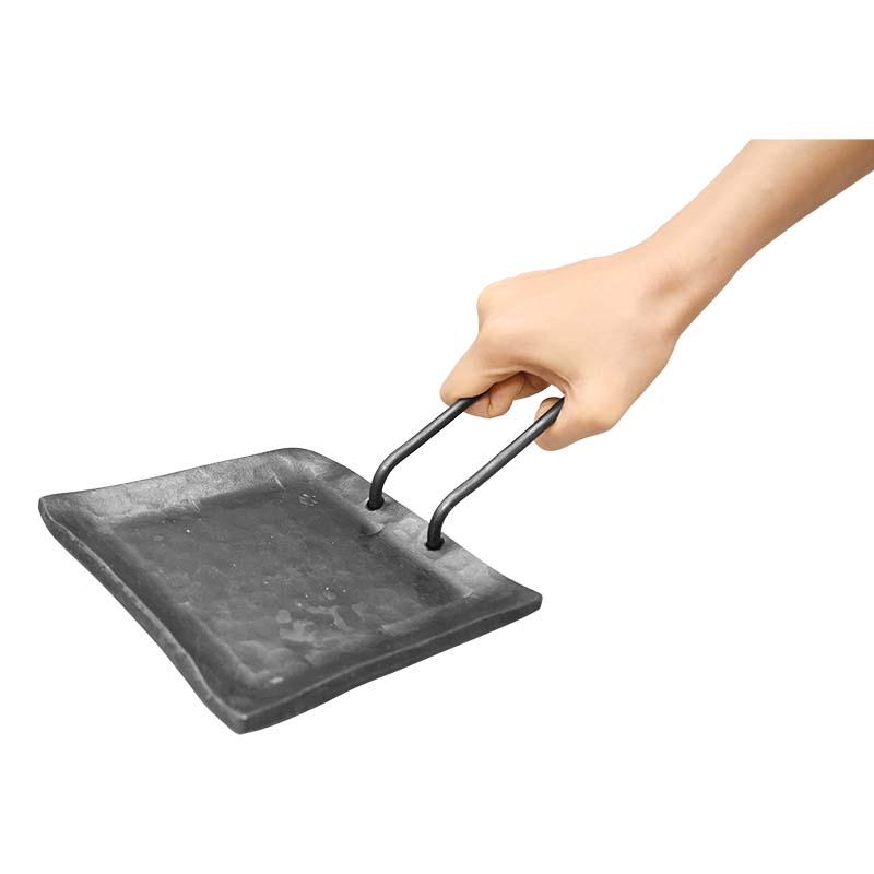 鉄板 ミリオ 鍛造ソロ鉄板 正方型 TS259 みきかじや村 調理器具 フライパン アウトドア BBQ キャンプ 三冨D |  | 01