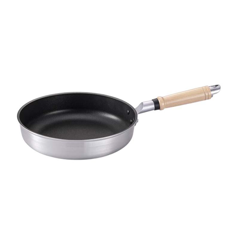 フライパン マイスタープレミアム ガス火用フライパン 24cm 国産 北陸アルミニウム キッチンウェア 調理器具 金TD | 