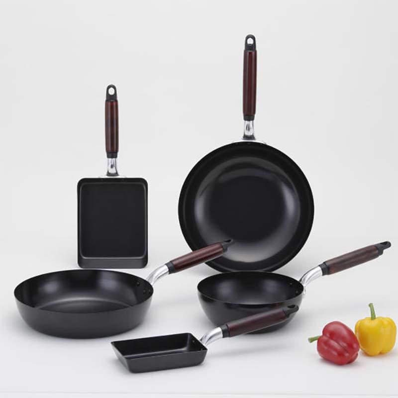 フライパン 味達人 玉子焼M 14×18cm A-1826 IH対応 国産 北陸アルミニウム 鉄製 キッチンウェア 調理器具 金TD |  | 02