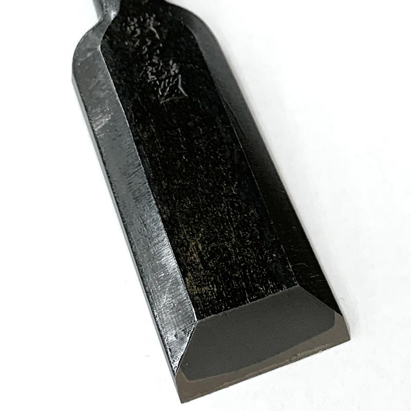 大内鑿 追入れノミ 24mm 芯持 白樫柄 追い入れのみ 大工工具 三冨D