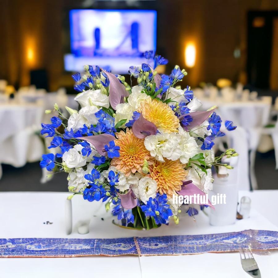 お悔み お供え デルフィニウム 生花 アレンジメント 12000円 おしゃれ 現代風 仏花 枕花 命日 法事 一周忌 四十九日 新盆 洋花 送料無料　クール便 |  | 20