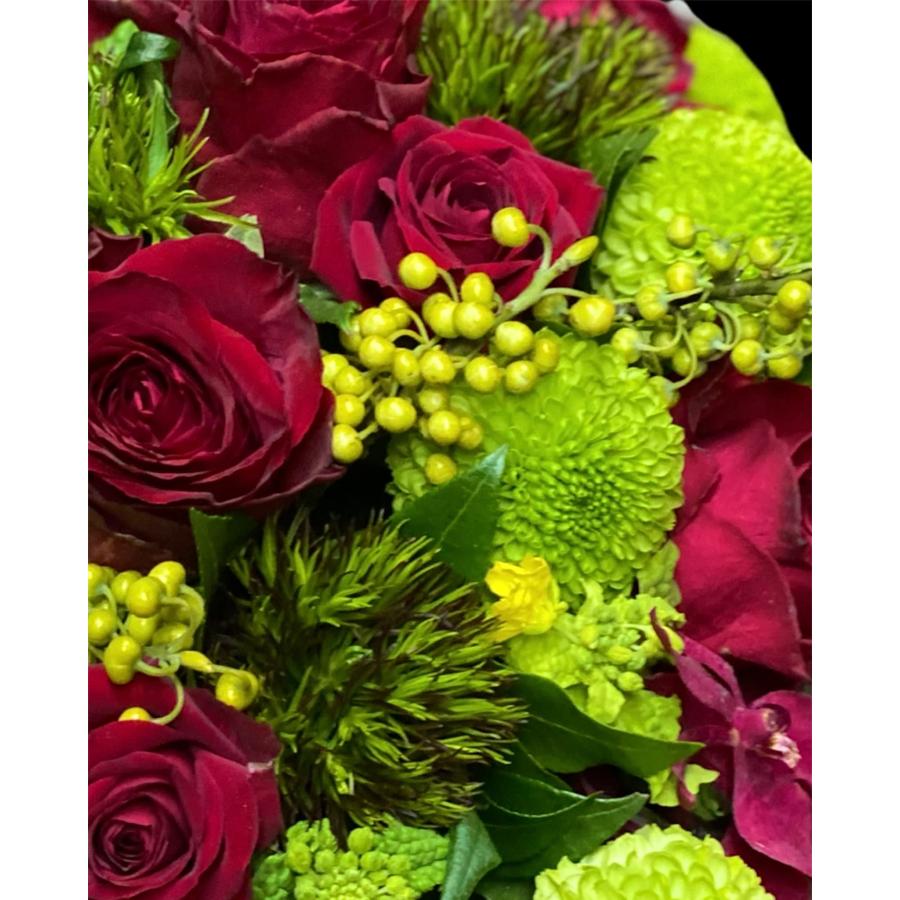 お悔み お供え 生花 バラ 赤 アレンジメント 7700円 おしゃれ 現代風 仏花 枕花 命日 法事 一周忌 四十九日 新盆 洋花 送料無料 メッセージカード無料 |  | 06