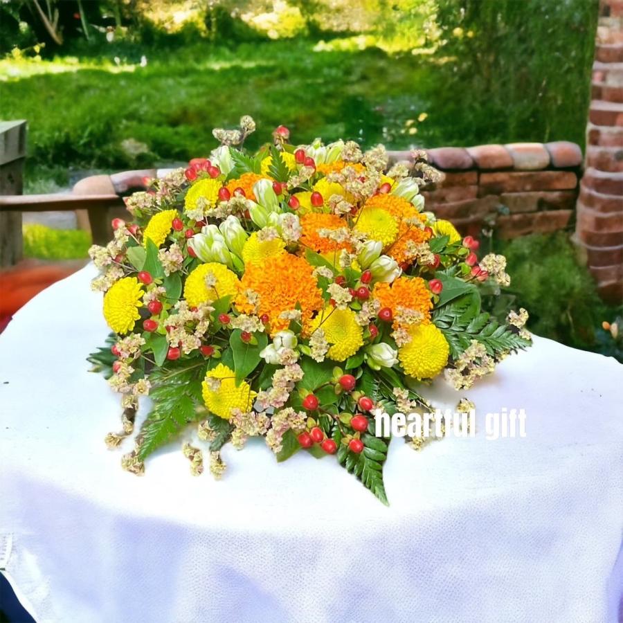 お悔み お供え カーネーション ビタミンカラー 生花 アレンジメント 5000円 おしゃれ 現代風 仏花 枕花 命日 法事 一周忌 四十九日 新盆 洋花 送料無料　 |  | 15