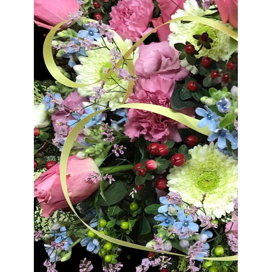 お悔み お供え ピンクバラ 生花 アレンジメント 11000円 おしゃれ 現代風 仏花 枕花 命日 法事 一周忌 四十九日 新盆 洋花 送料無料 クール便 |  | 04