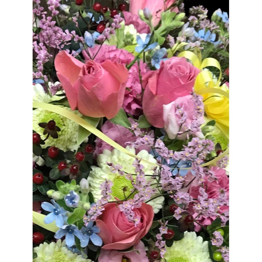 お悔み お供え ピンクバラ 生花 アレンジメント 11000円 おしゃれ 現代風 仏花 枕花 命日 法事 一周忌 四十九日 新盆 洋花 送料無料 クール便 |  | 05