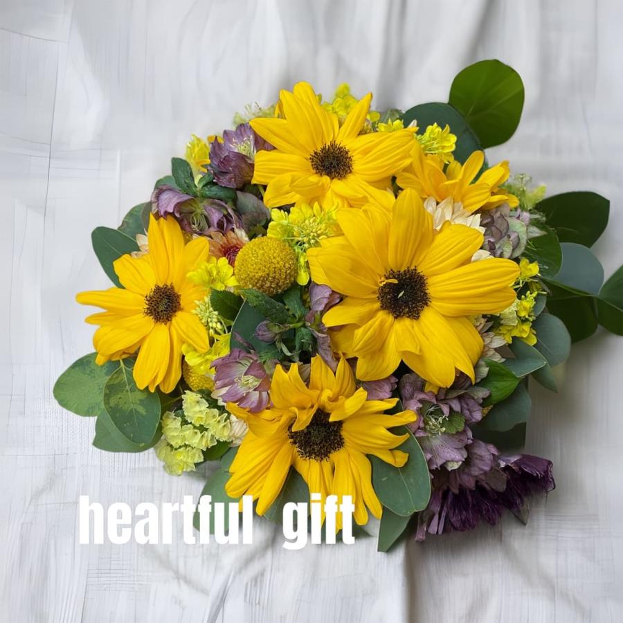 お悔み お供え ひまわり 生花 アレンジメント ペット 4400円 おしゃれ 現代風 仏花 枕花 命日 法事 一周忌 四十九日 新盆 洋花 送料無料 クール便 |  | 02