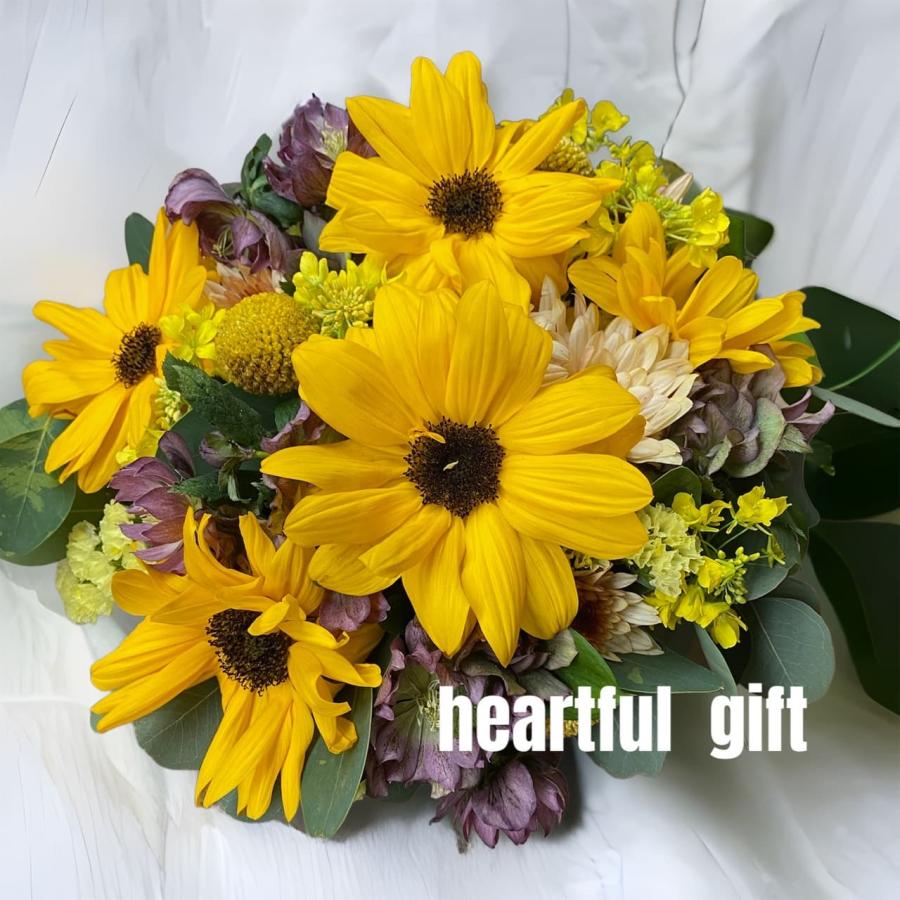 お悔み お供え ひまわり 生花 アレンジメント ペット 4400円 おしゃれ 現代風 仏花 枕花 命日 法事 一周忌 四十九日 新盆 洋花 送料無料 クール便 |  | 03