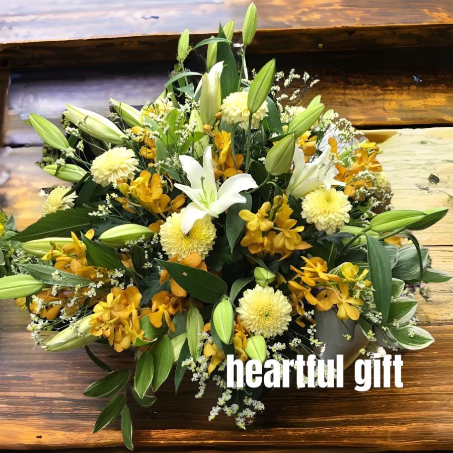 お悔み お供え ユリ 黄色系 生花 アレンジメント 11000円 おしゃれ 現代風 仏花 枕花 命日 法事 一周忌 四十九日 新盆 洋花 送料無料 クール便 |  | 05