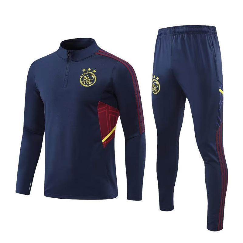 お値下げ中】Ajax サッカーユニフォーム2枚セット