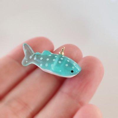 チャーム ハンドメイド材料 金属パーツ ジンベイザメチャーム 1個