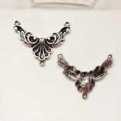 アクセサリーパーツ 金属パーツ ロココ調コネクター 各1個