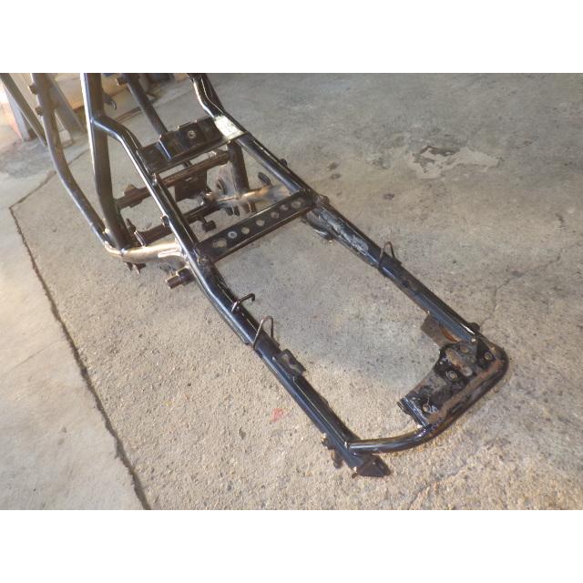 42572 ホンダ NC39-100〜 CB400SF '99 純正 フレーム 書類付き